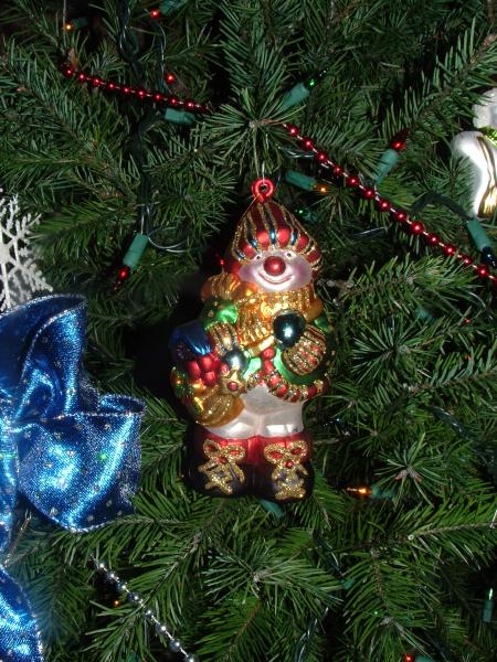 Ornament4.JPG